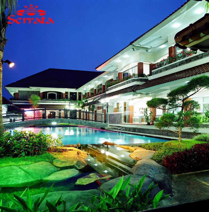 Pondok Serrata Hotel Semarang Exteriör bild